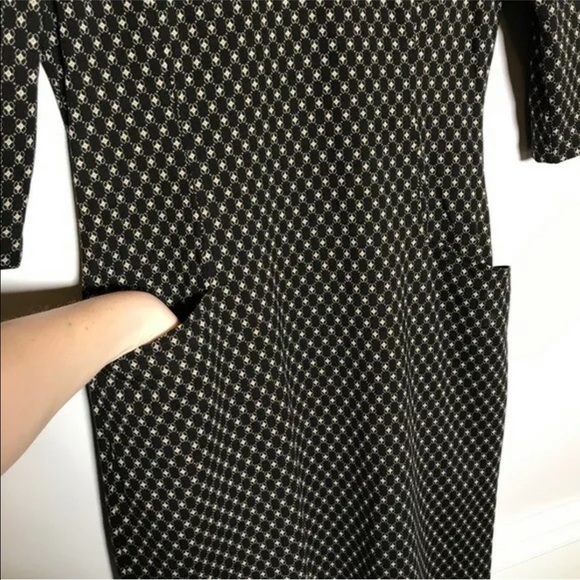 J. McLaughlin Stretch Ponte Printed Sheath Dress - Picture 4 of 6